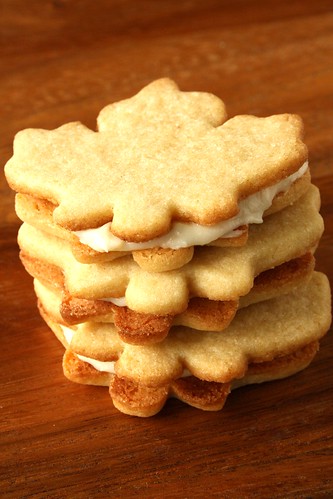 Stuffed Maple Sandwich Cookies