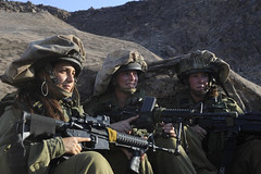 The Life of Female Field Intelligence Combat S...