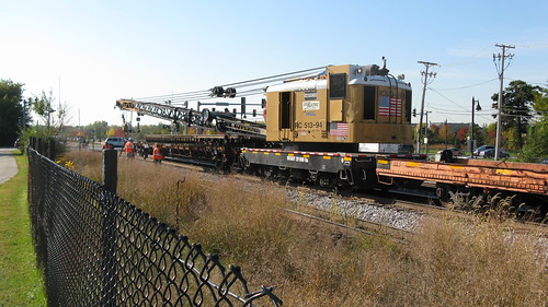 Metra M.O.W track work.  Glenview Illinois USA. October 2011. by Eddie from Chicago