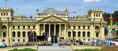 800px-Legoland_Reichstag