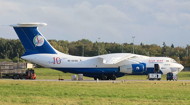 IL-76TD-90 der Silk Way