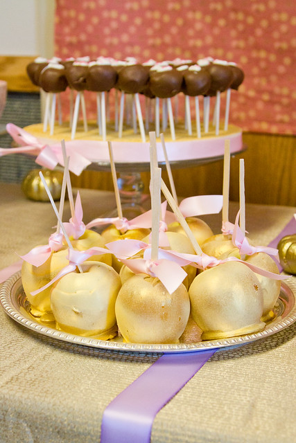 baby shower - candy apples and cake pops