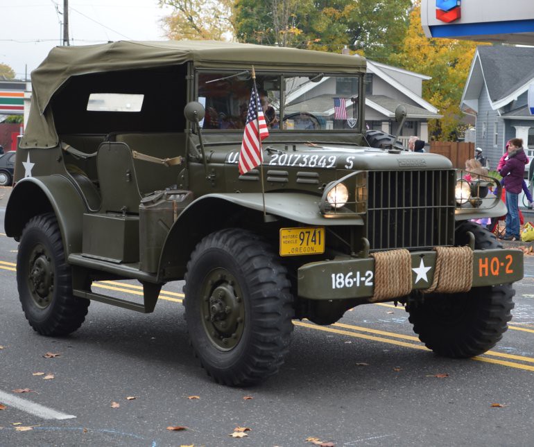 DSC_0026p_veterans_day_parade_jeep
