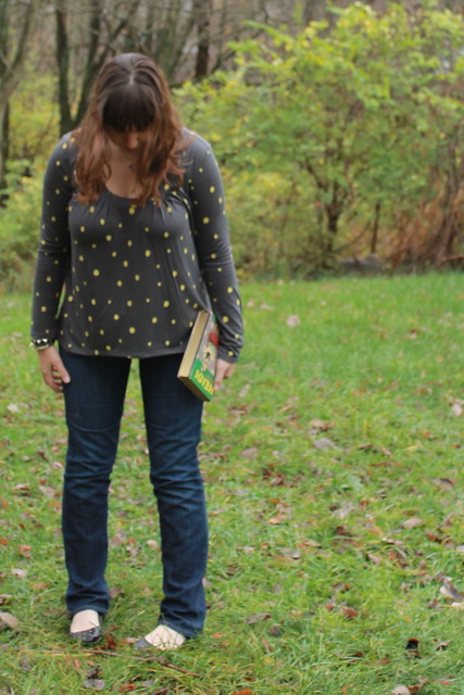 Outfit: gap jeans, gap top, Modcloth flats, DIY Heidi book clutch (tutorial coming soon!)