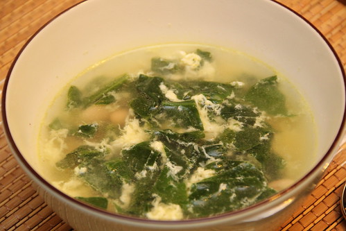 Italian Spinach and Egg “Stracciatella” Soup