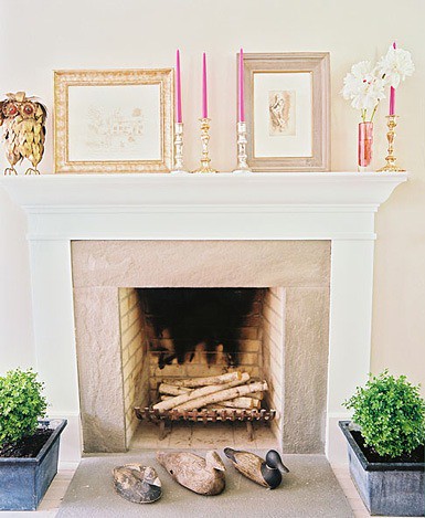 DECORATING-THE-FIREPLACE-MANTLE_HOME-ACCESSORIES_INTERIOR-DESIGN_12