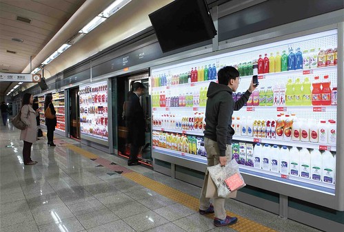 Tesco Homeplus Subway Virtual Store in South Korea