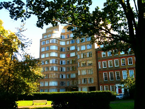 Florin Court and private park