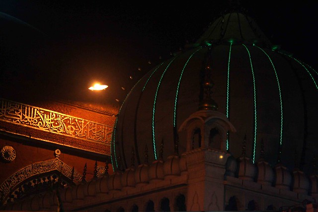 City Faith - Agha Shahid Ali's Poetry, Hazrat Nizamuddin Dargah