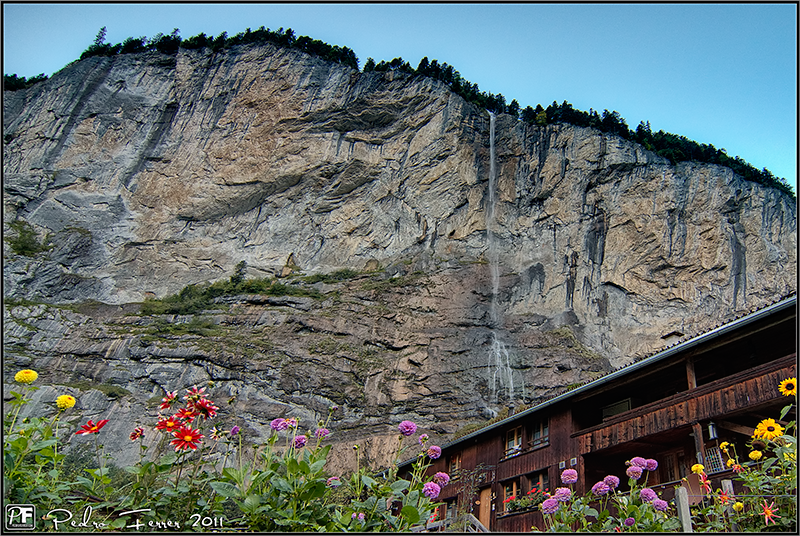 Suiza - El pais de las cascadas (y de las flores) - Lauterbrunnen - Staubbachfälle