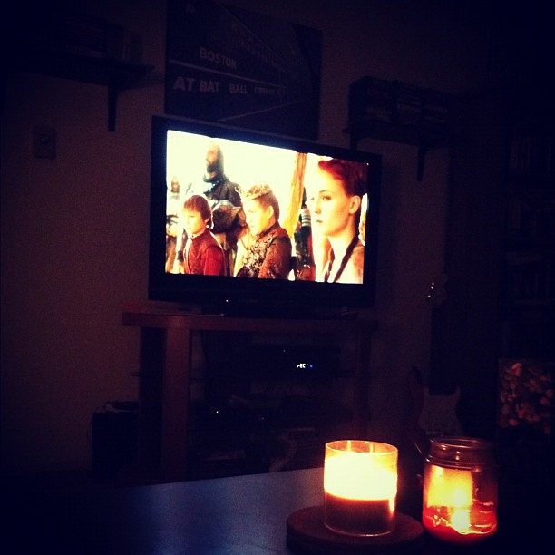 GAME OF THRONES season premiere to cap off the weekend FTW #Ilovethisdamnshow #cannotbemoreexcited