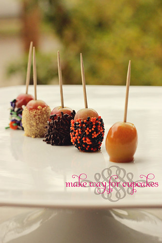 Caramel "apple" grapes! by Make Way For Cupcakes