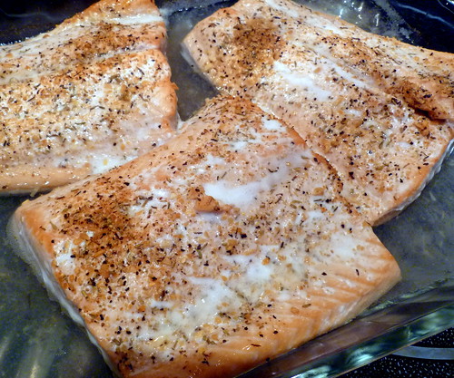 Salmon Baked in White Wine