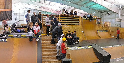 Everyone stopped skating to show support for the Beginner divission