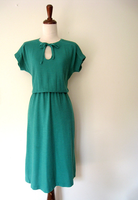 Shamrock Green Knit Keyhole Dress, vintage 70s