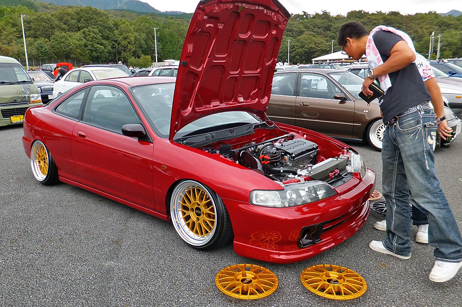 On a lighter note I'm gonna close out the Hellaflush Japan coverage with my
