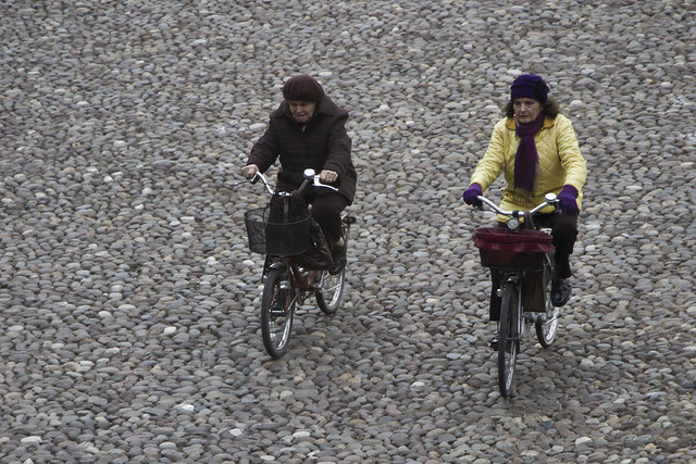 Ferrara Cycle Chic Couples (5)