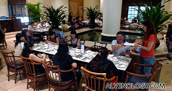 Getting everyone seated at Swissotel Merchant Court