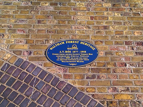 A.V. Roe blue plaque