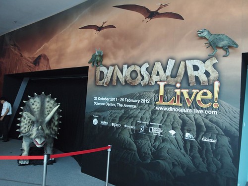 Dinosaurs-Live!