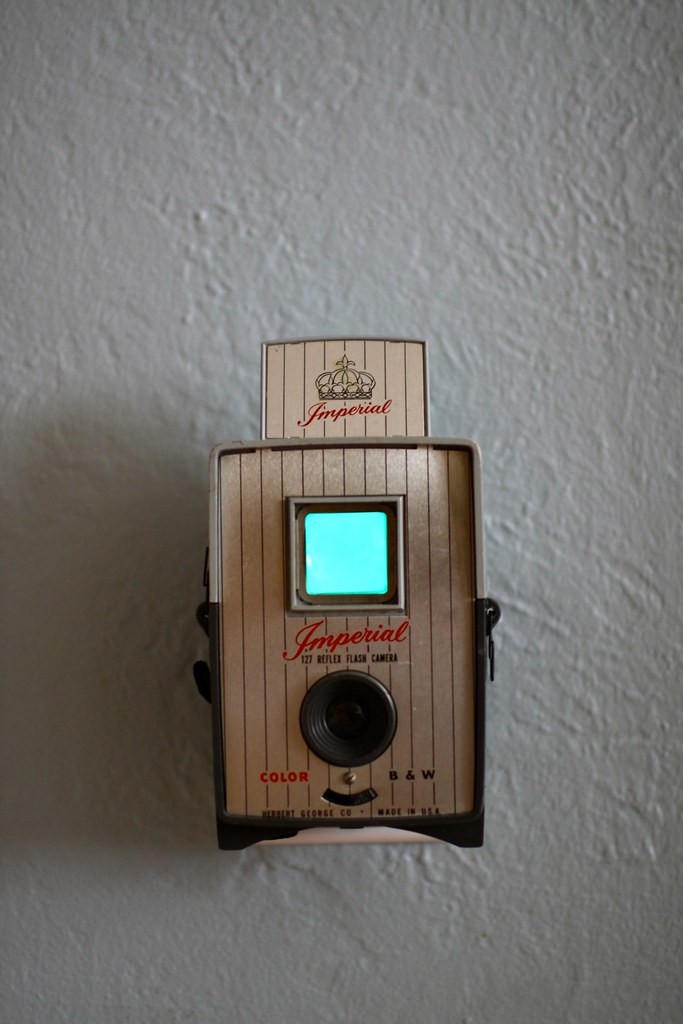 Vintage Camera Nightlight - Imperial Reflex