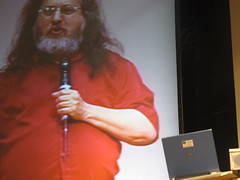 Stallman en el congreso Escuela TIC 2.0