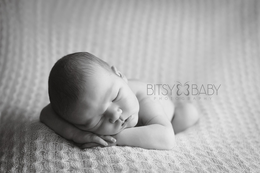 newborn photograph bw