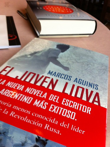 Portada de El Joven Liova de Marcos Aguinis by LaVisitaComunicacion