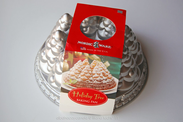 Nordic Ware Holiday Tree Pan