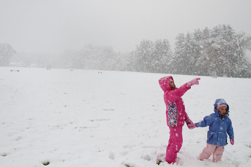 girls in snow