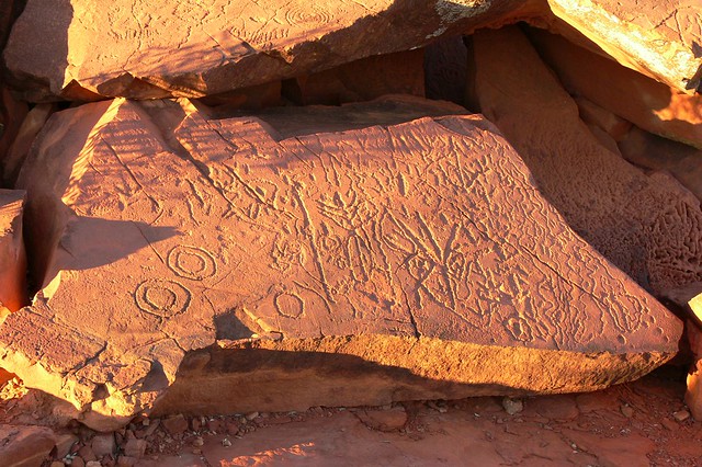 Ewaninga Aboriginal Rock Carvings - Northern Territory, Australian Outback