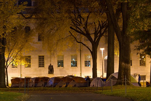 11_10_11 OccupyHarvard Encampment on Harvard Yard at 0115 am
