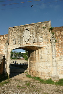 Colonial walls of Santo Domingo-93