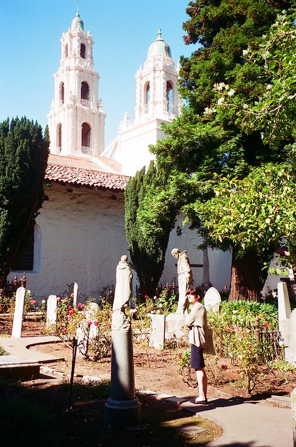 Continued Vertigo Tour from 2008: Mission Dolores graveyard