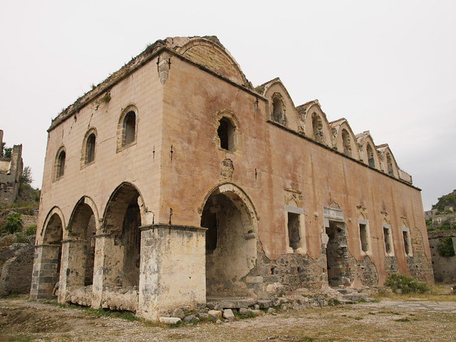 希臘村落廢墟的Hing Church