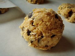 Chunky Lola Cookie: Quarter Cup Portion!