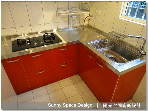 復興北路陳小姐廚具-紅色水晶門板-陽光空間廚衛設計