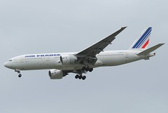 Air France Boeing 777-200; F-GSPA@BKK;30.07.2011/613gw