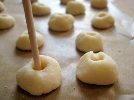 how to make salt dough beads