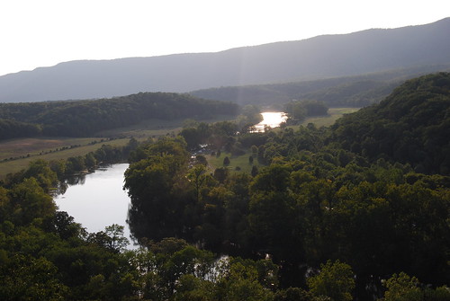 Shenandoah river state park overlook