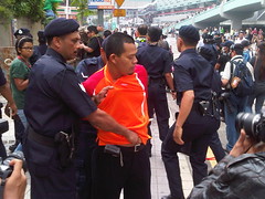 Three arrests on Jln Pudu