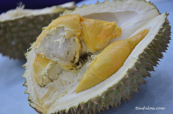 ss2 durians (6)