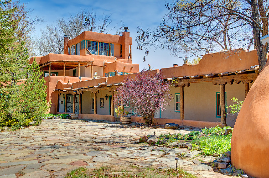Mabel's courtyard in Taos NM