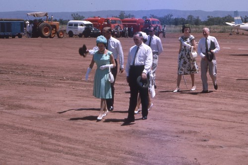1963-03-17 Royal Tour Queen with WA Premier David Brand at Kununurra Airstrip - KHS-2011-31-120-2.45-P2-D