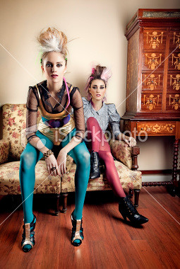 istockphoto_11886706-punk-girls-in-a-retro-living-room