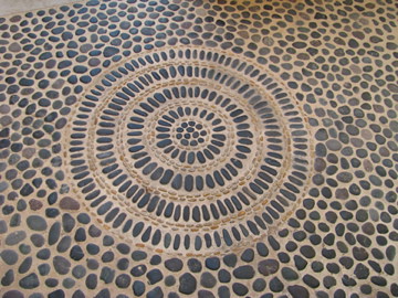 mexico grey pebble mosaic floor