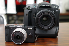 camera japan tokyo pentax event digitalcamera q k1 2011 interchangeablelenscamera mirrorlesscamera