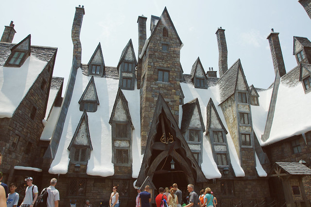 The Three Broomsticks @ Wizarding World of Harry Potter | Islands of Adventure | Orlando, FL