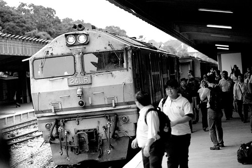 Passengers disembarking at the Tanjong Pagar Railway Station