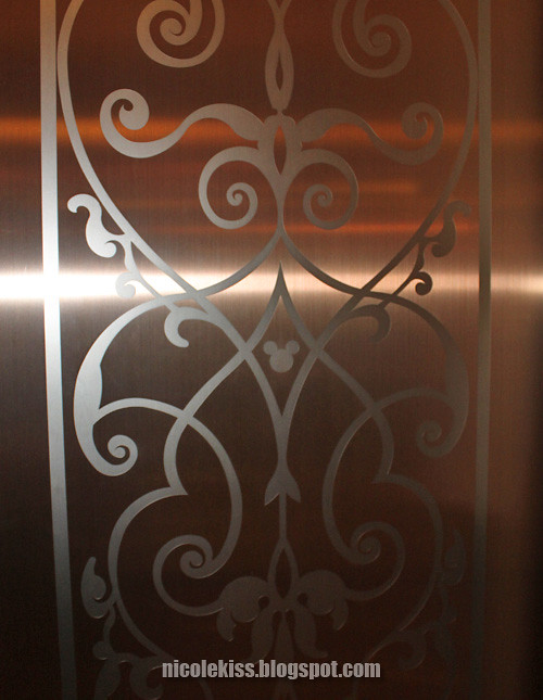 disney hotel lift